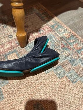 Tieks Navy Blue Leather Loafers with Teal Accents